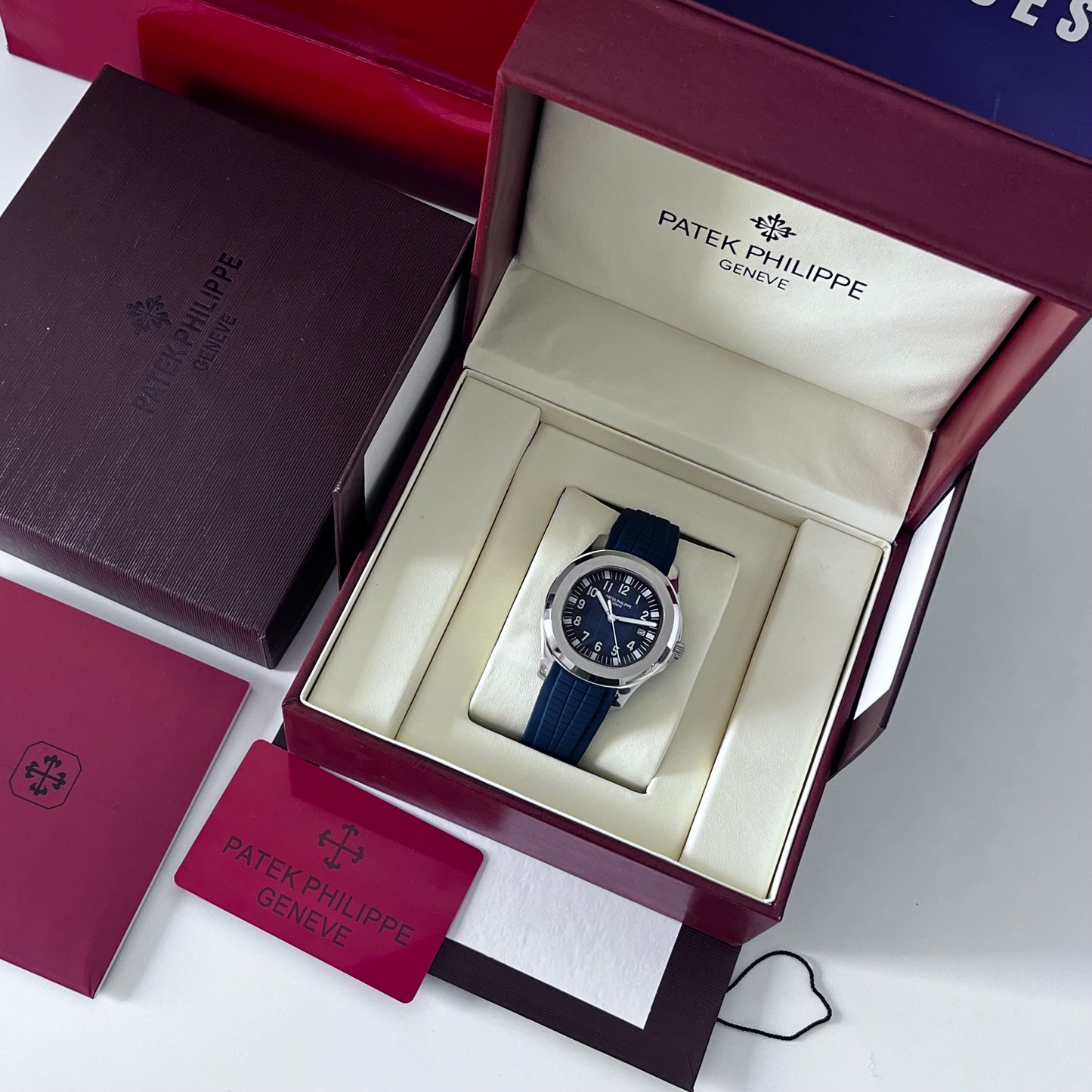 Montre PATEK nautilus SILICONE BLEU mecanique AAA