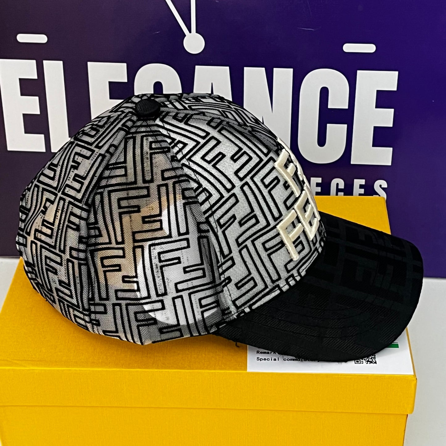 Casquette FENDI GRIS 🇨🇳