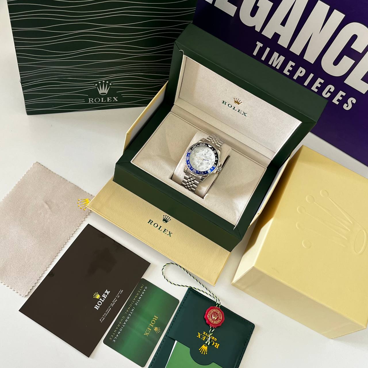 Montre rlx DAY SILVER..