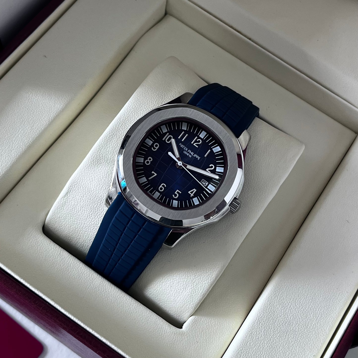 Montre PATEK nautilus SILICONE BLEU mecanique AAA