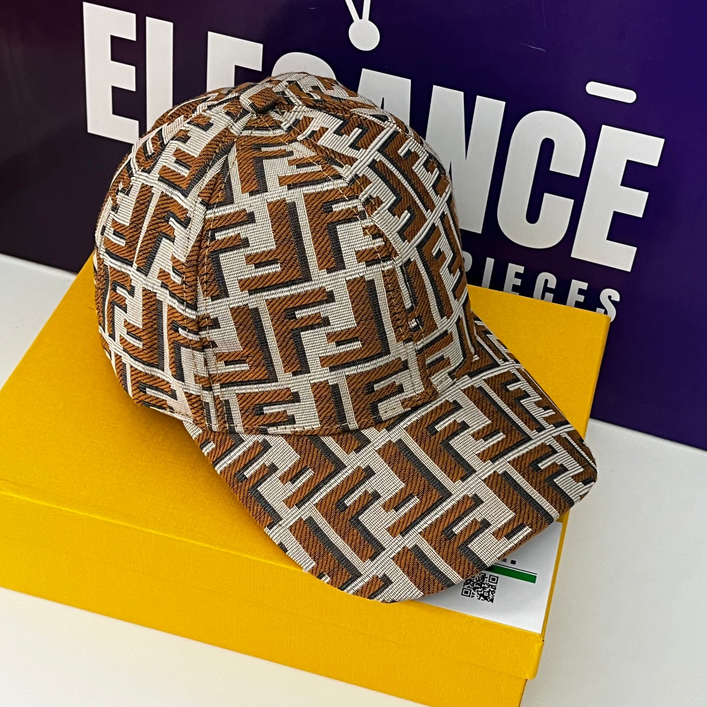 Casquette FENDI BEIGE🇨🇳