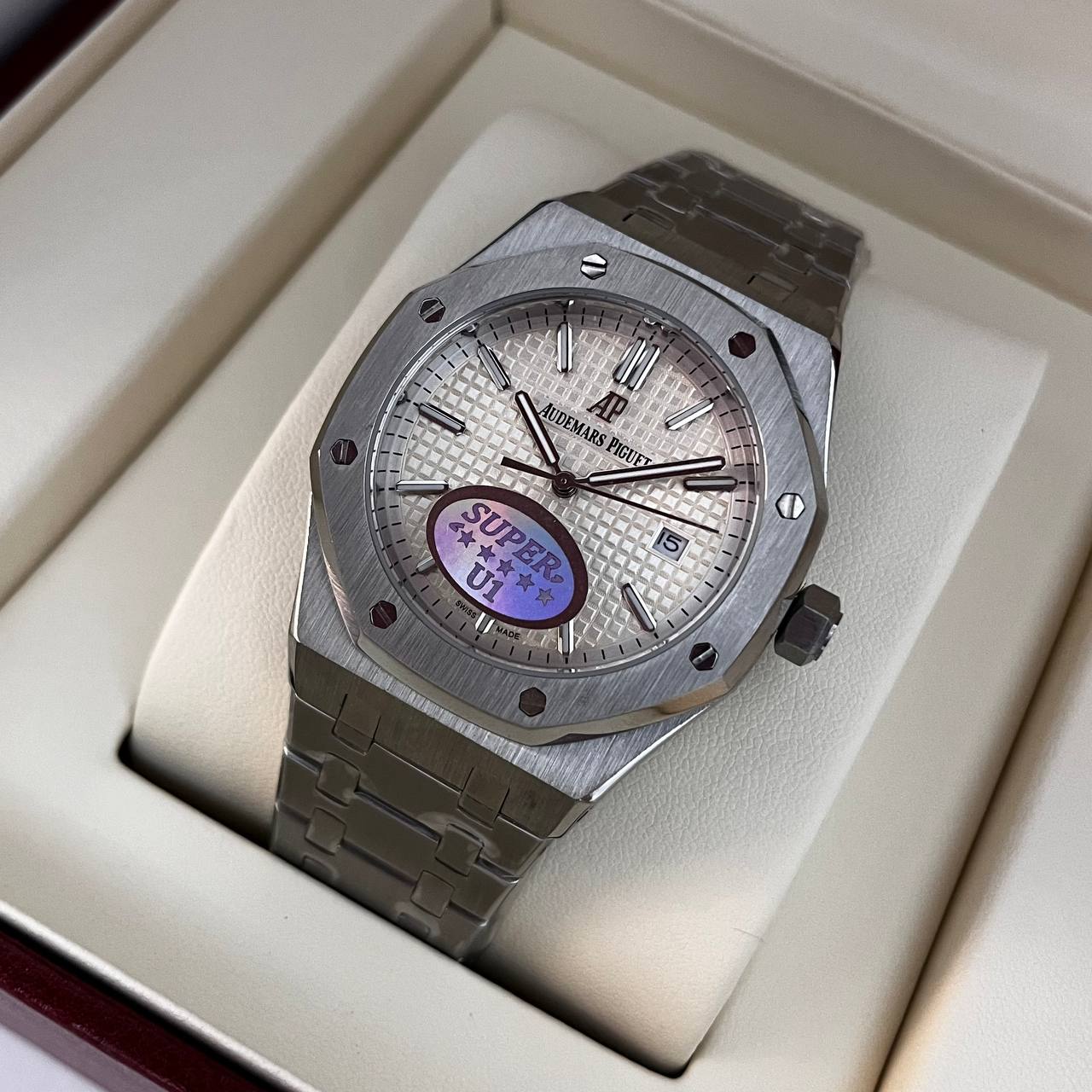 Montre AP mecanique AAA BLANC