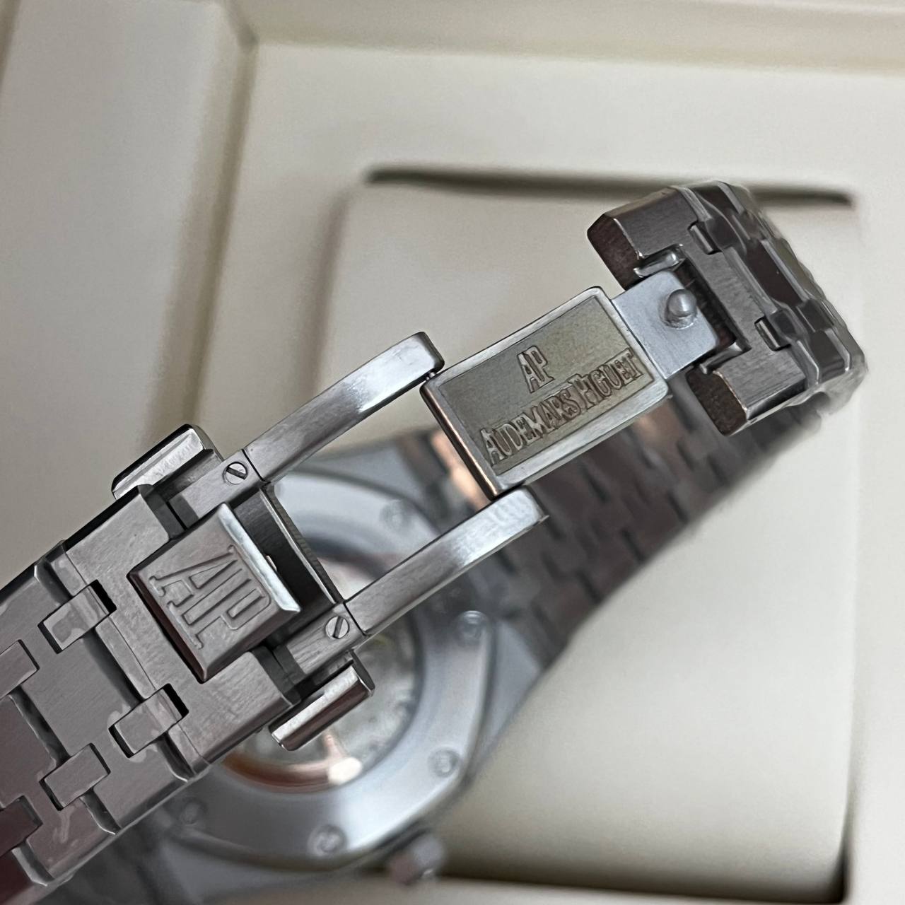 Montre AP mecanique AAA SKELTON
