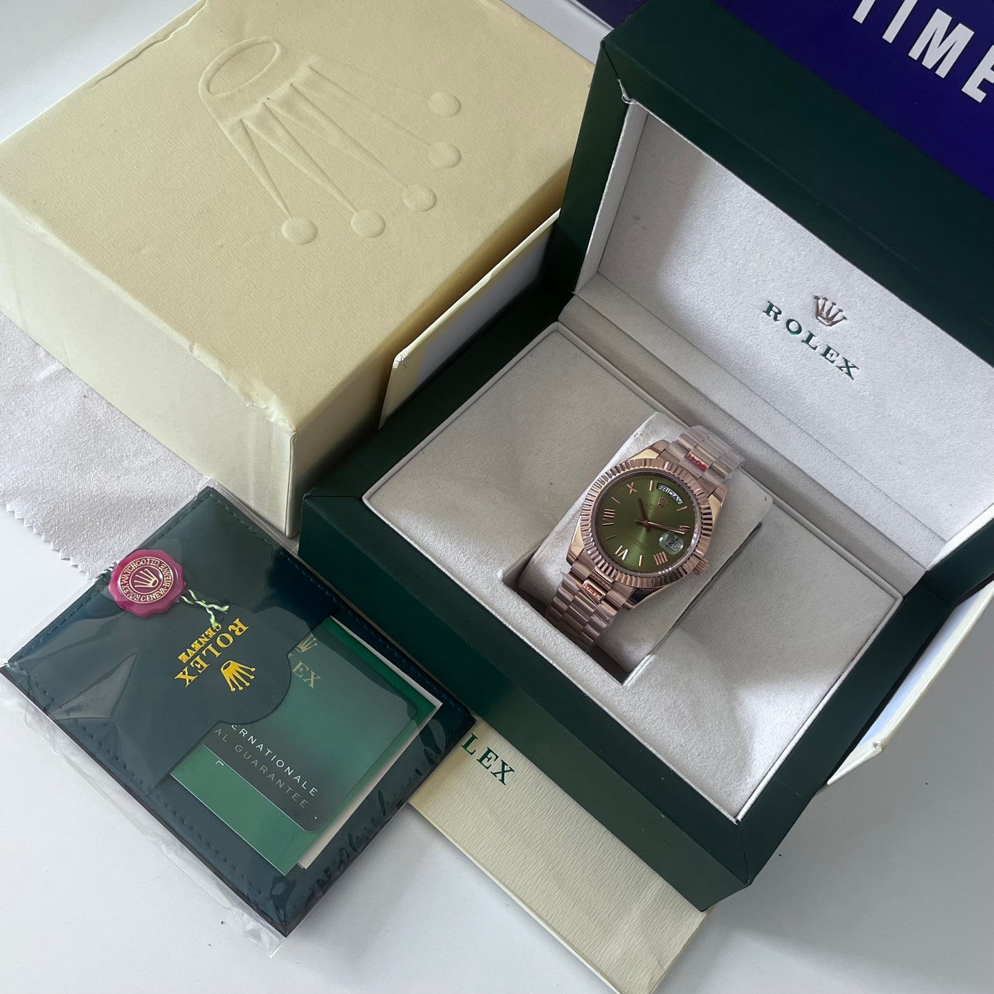 Montre rlx DAYDATE ROSE GOLD GREEN mecanique AAA