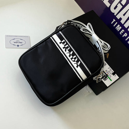 Sacoche prada petite