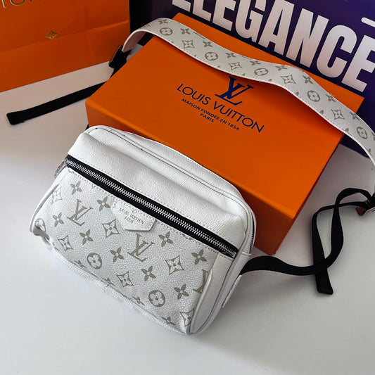 Sacoche lv GRANDE matte blanc 🇨🇳