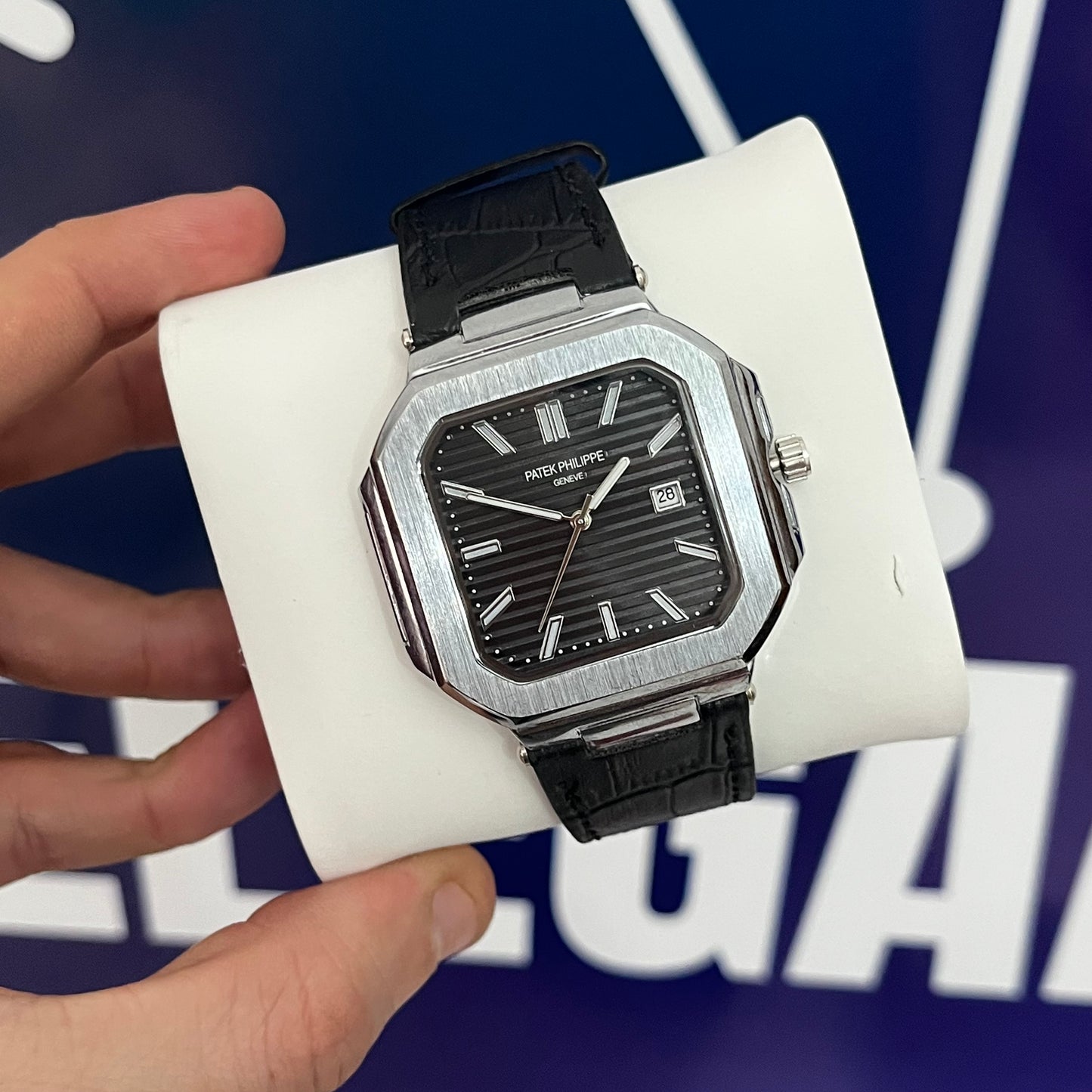Montre PATEK CUIRE 2025